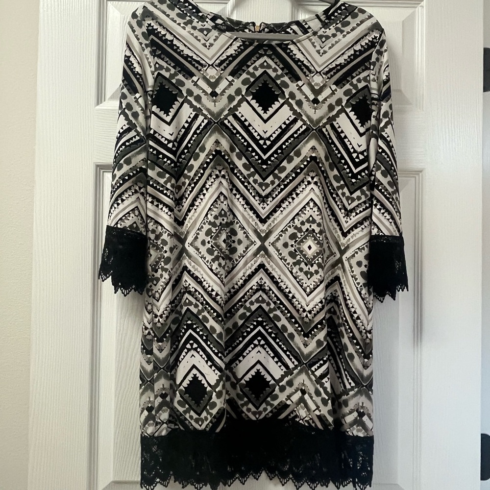 Alfani Black and Gray Geometric Long Sleeve Dress